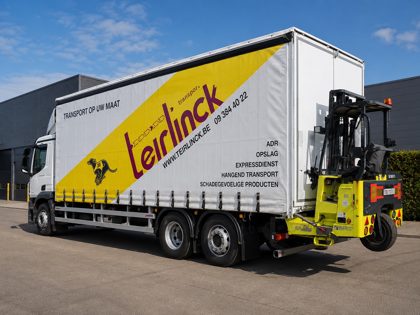 Teirlinck Camion met kooiaap